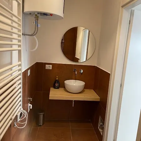 Apartment Moderno 1 *